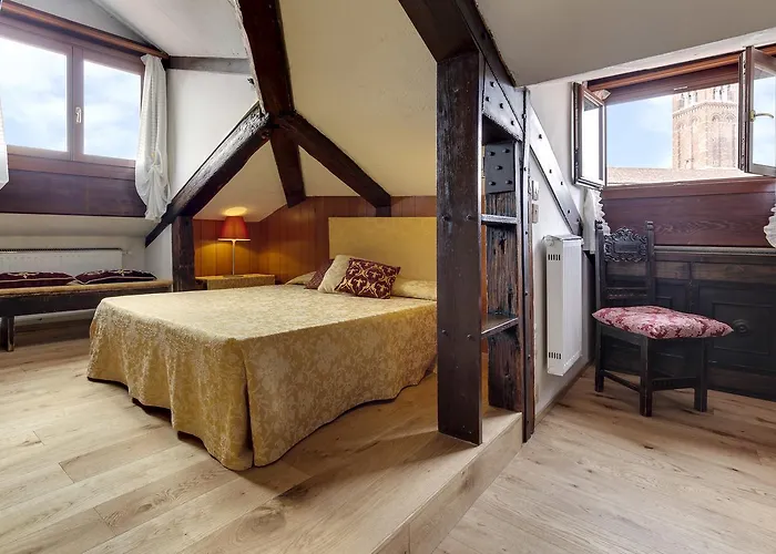 Ca\' Badoer Attic